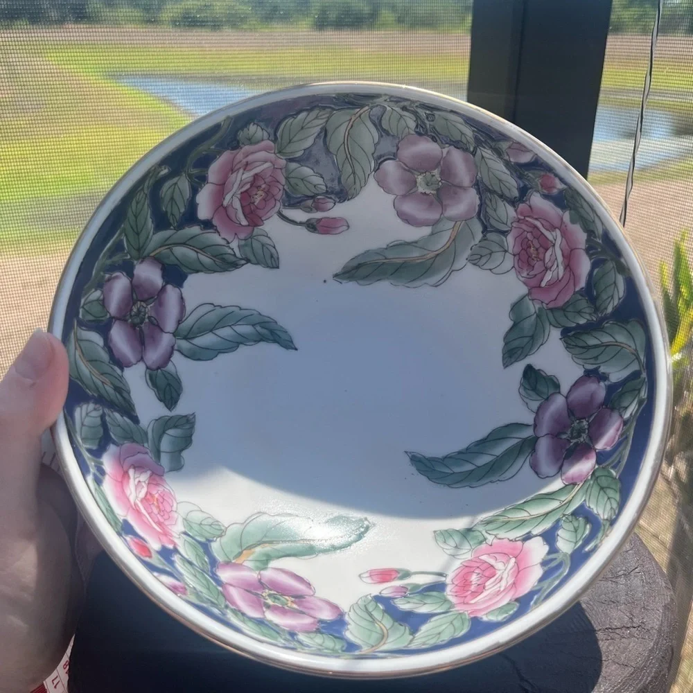 Andrea by Sadek Round serving plate, tall, with floral pattern